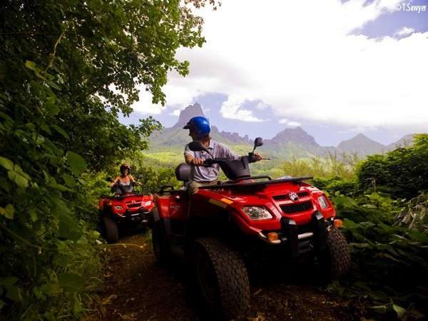 MOOREA GUIDED TOUR BY QUAD