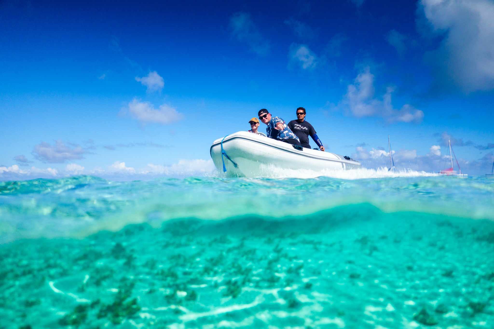 tahiti tetiaroa catamaran